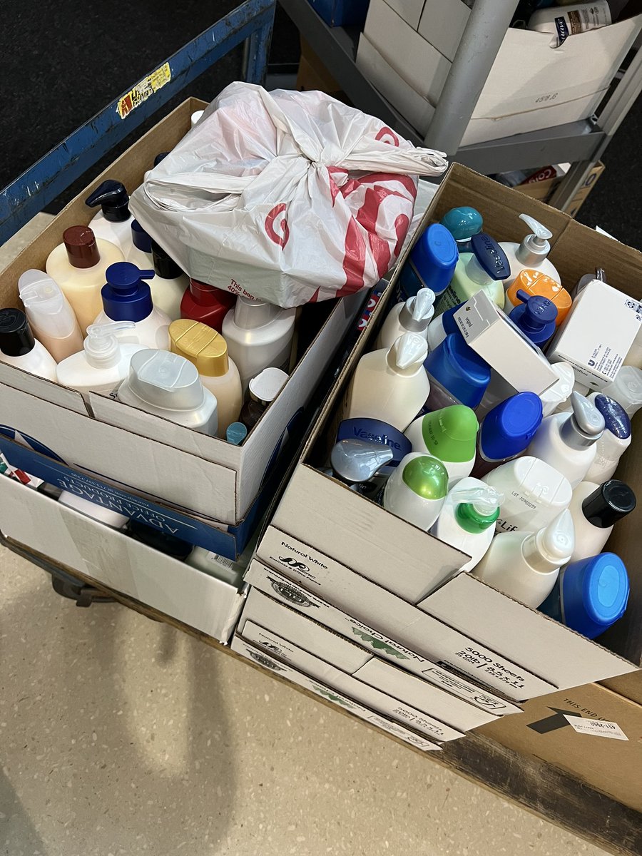OneLesstoHelpO1's tweet photo. As our October challenge winds down, we'd like to thank you.With your help, families supported through the Crisis Center for S.Suburbia received essential items needed for a safe future. Special thanks goes to Mr. Davis of Black Hawk Paving &amp; Const. for his generous donation. https://t.co/veJMdxVcnl