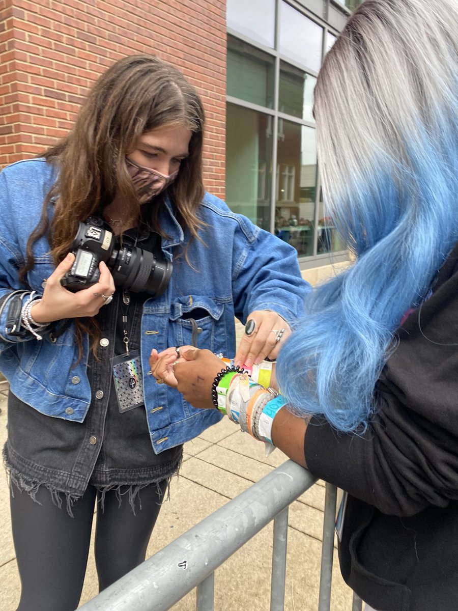syd tweet media