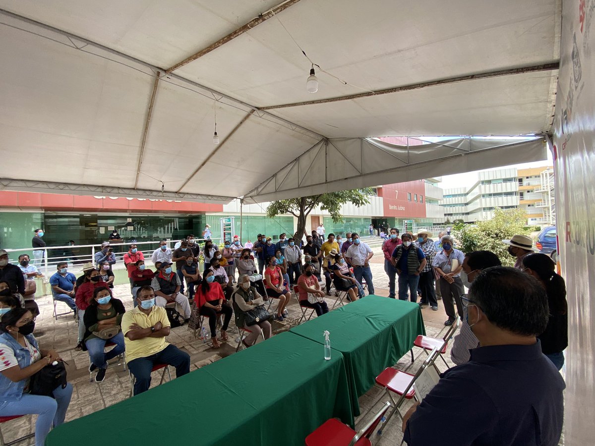afodepoac's tweet photo. Las gestiones para conseguir más beneficios para nuestra gente no paran, por esa razón, representantes de #AFODEPO autoridades agrarias y municipales, electas y en funciones, sostuvimos una reunión con la @SEGEGO_GobOax para dar seguimiento a diversos temas. @PacoPiza9 https://t.co/pg20wsVa7C