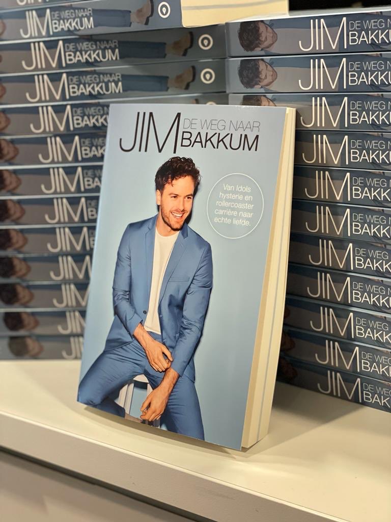 Dit is hoe je een boekpresentatie wil... Wow, geen woorden. Bedankt aan iedereen die er was. Mijn boek overhandigd aan mijn drie liefste kindjes. Mooier kon niet. ❤️ #DeWegNaarBakkum