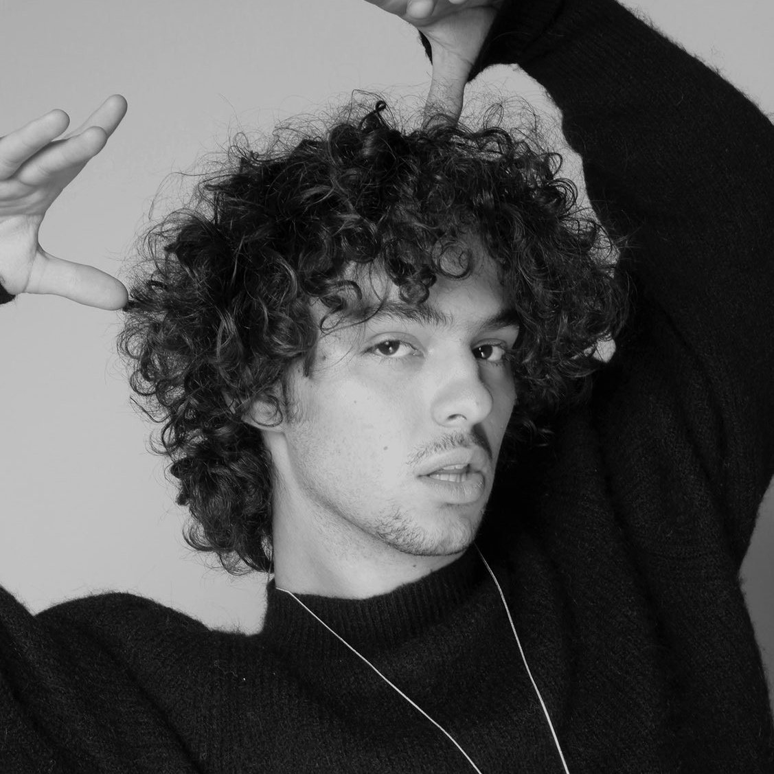 rivergress's tweet image. Hola   @lacyberadio y @edgardserrano me encantaría escuchar #Pose de @JoaquinBondoni y así sume en #FavoritasLacyberadio  #YoEscuchoLacyberadio    #JoaquinBondoni 
Gracias