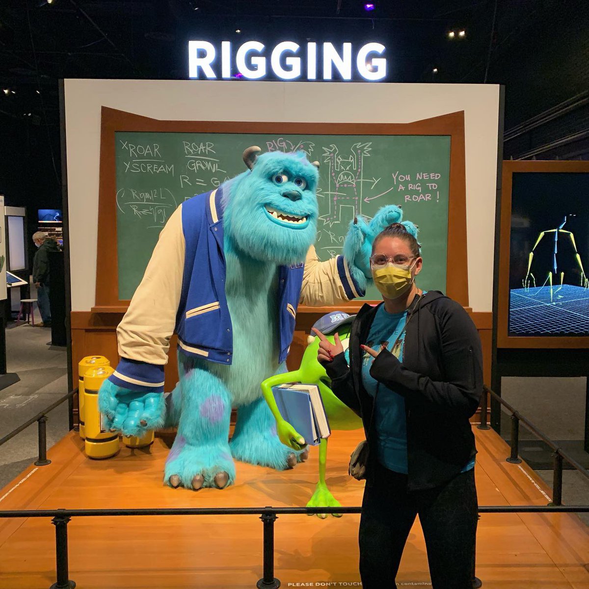 confusenthuse's tweet photo. I can’t believe I got a picture with Mike Wazowski! #scienceofpixar https://t.co/QMHzk7l5Dd