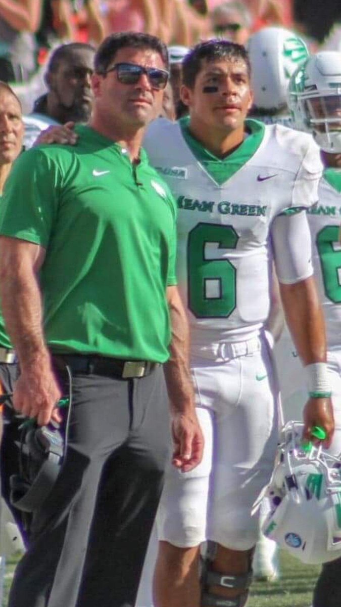 JacobFlores11's tweet photo. Really wishing I was at the Seth Littrell party today @dustinclanton https://t.co/YGJDIJOj8b