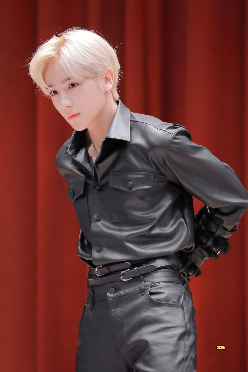 FALLXT's tweet image. ⠀  ⠀ ⠀
 ⠀   ⠀  ⠀ ⠀ ⠀ ǝ𝘃ɘ𝗿ꭚᦅ𝗻e 𝙨c𝗿ǝαꭑ𝘀 ❛ 𝗶n̶ 
 ⠀   ⠀  ⠀ ⠀ ⠀— 𝖍𝖆𝖑𝖑𝖔𝖜𝖊𝖊𝖓 𝖓𝖎𝖌𝖍𝖙! 👻
  ⠀   ⠀  ⠀ ⠀ ⠀ #EcrosiaSpookyTime