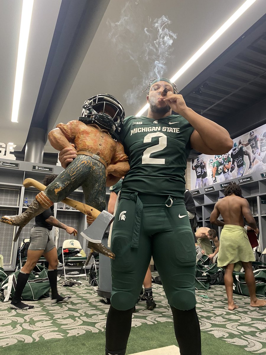 End2Endzone's tweet image. I love this team!! Can’t be prouder of this team against the school down the road‼️8-0 WHAT’S GOOD SPARTAN NATION❗️😤😤#GoGreen #SpartanDawgs