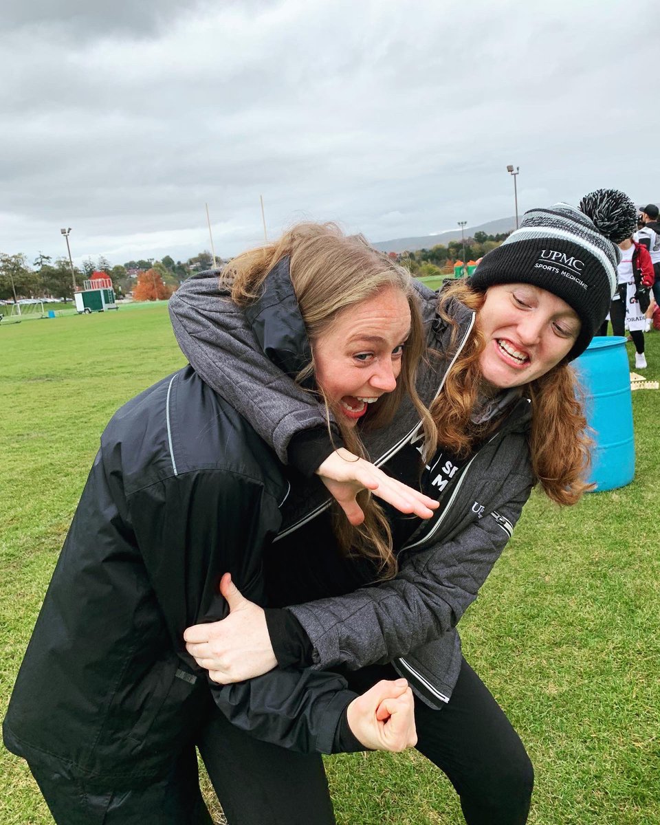 DrUberWithAGrrr's tweet image. When you love your co-fellow, but you’re on opposing sidelines for the game. See photos 2-4 for @TartanFB v. @SVC_Bearcats game summary #SportsMed #TartanDOGS #MedTwitter