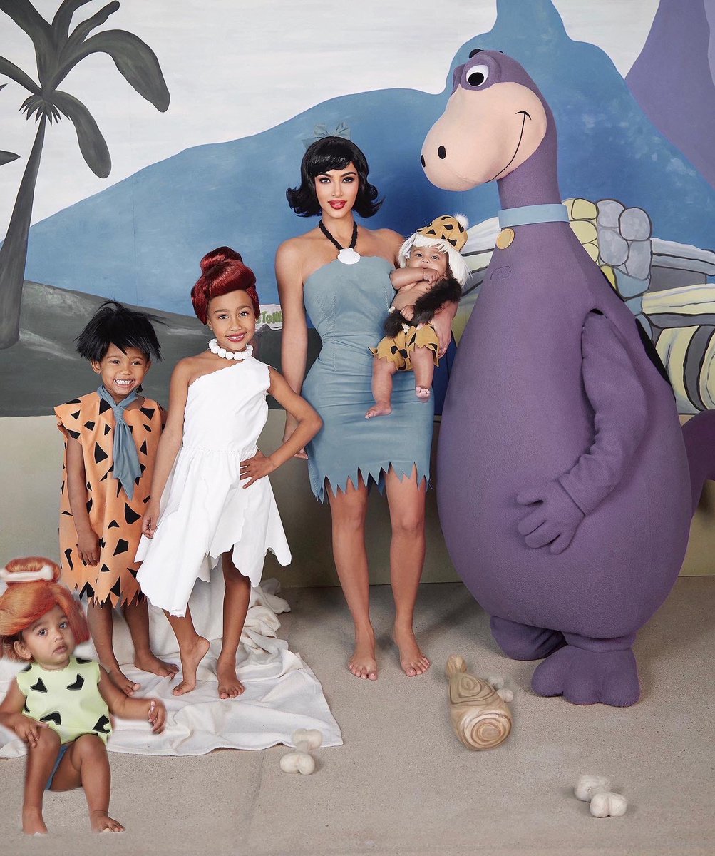 parisaintshop's tweet photo. When Ye dressed up as Dino from The Flintstones for Halloween 2019. 🦖 #ARIAsKanyeWest https://t.co/lr1rSd0aQc