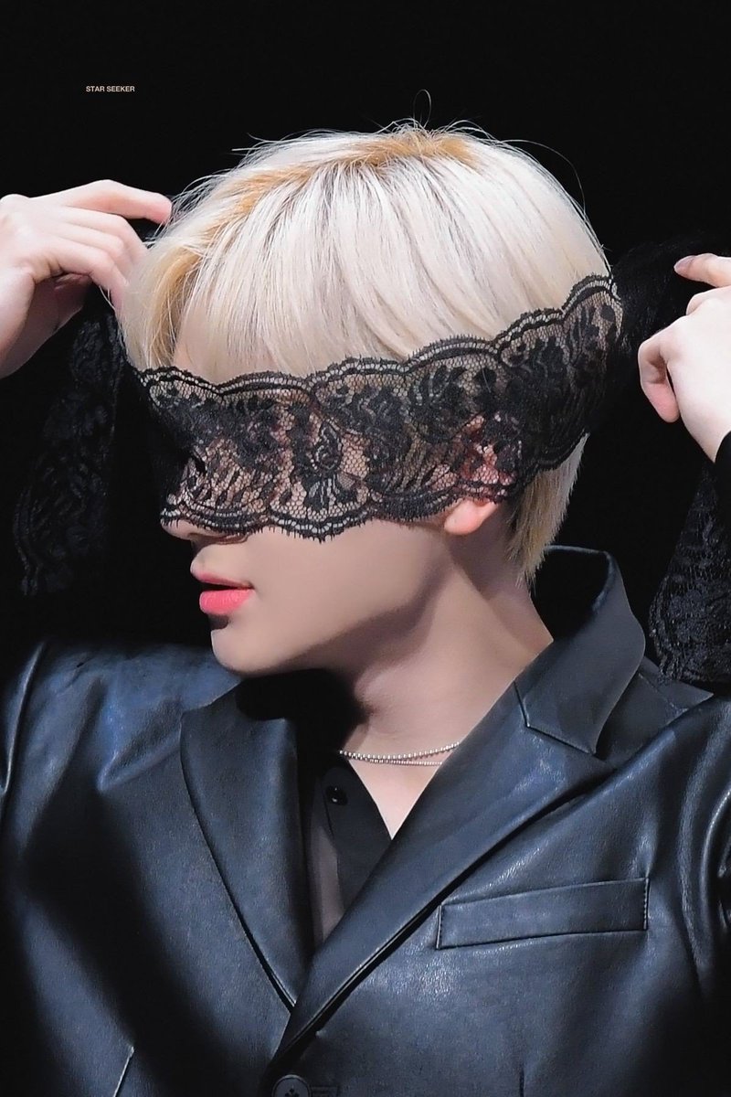 FALLXT's tweet image. ⠀  ⠀ ⠀
 ⠀   ⠀  ⠀ ⠀ ⠀ ǝ𝘃ɘ𝗿ꭚᦅ𝗻e 𝙨c𝗿ǝαꭑ𝘀 ❛ 𝗶n̶ 
 ⠀   ⠀  ⠀ ⠀ ⠀— 𝖍𝖆𝖑𝖑𝖔𝖜𝖊𝖊𝖓 𝖓𝖎𝖌𝖍𝖙! 👻
  ⠀   ⠀  ⠀ ⠀ ⠀ #EcrosiaSpookyTime