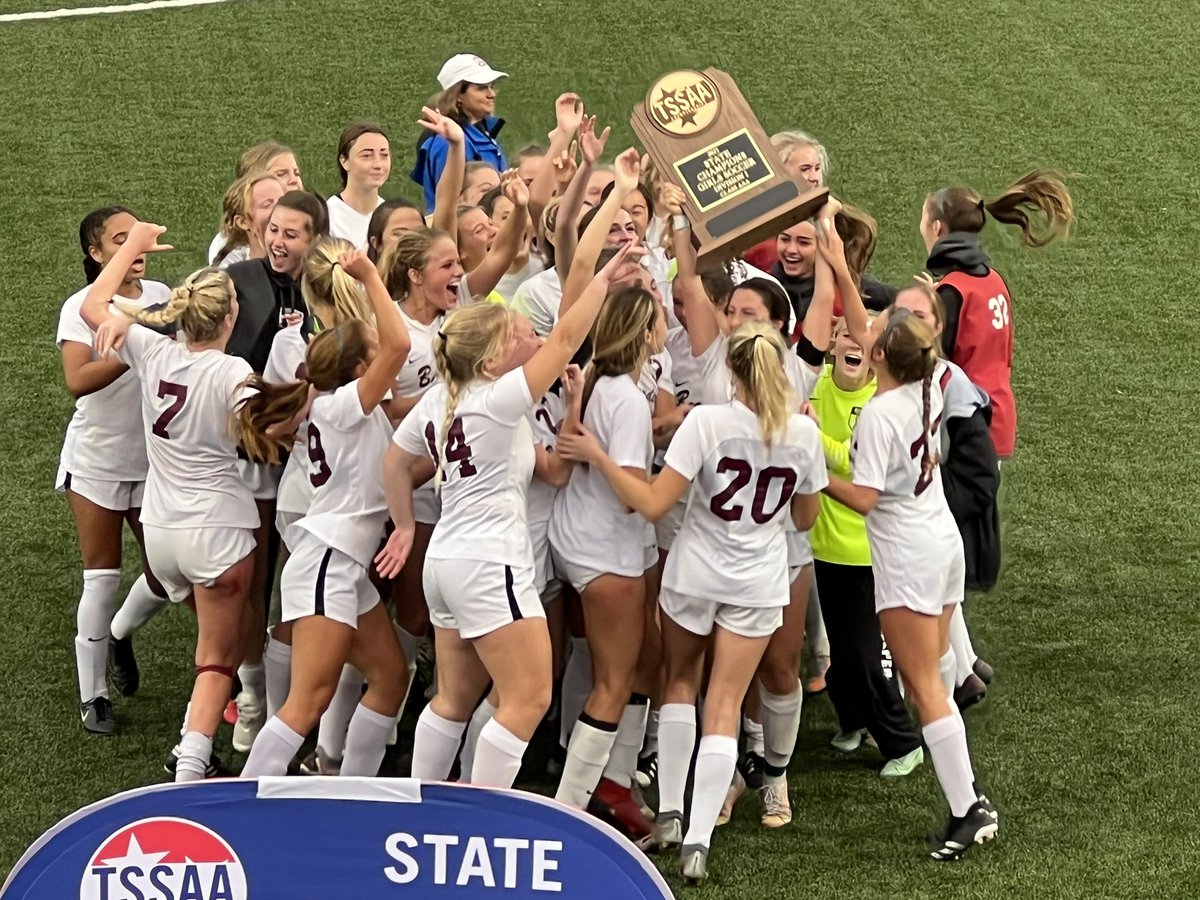 BHSLadySoccer's tweet photo. Bearden Bulldogs are your Tennessee State Champions!! ⚽️💥💪 Bearden Bulldogs 3 Houston Mustangs 1. @prepxtra @CoachTcom @5StarPreps @UnitedCoaches @MaxPreps @PrepSoccer_ https://t.co/lV8il2znHL