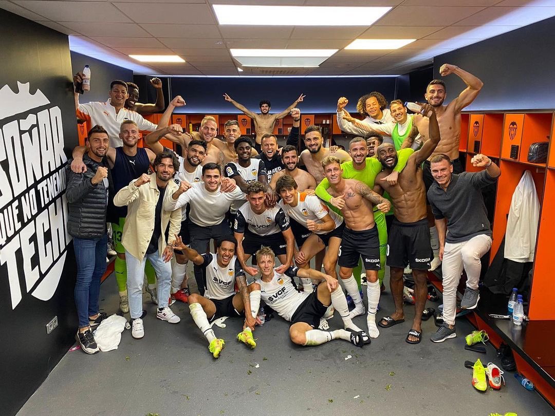 . <a href="/valenciacf/">Valencia CF</a> +3!!!!! ❤️🦇💪🏼