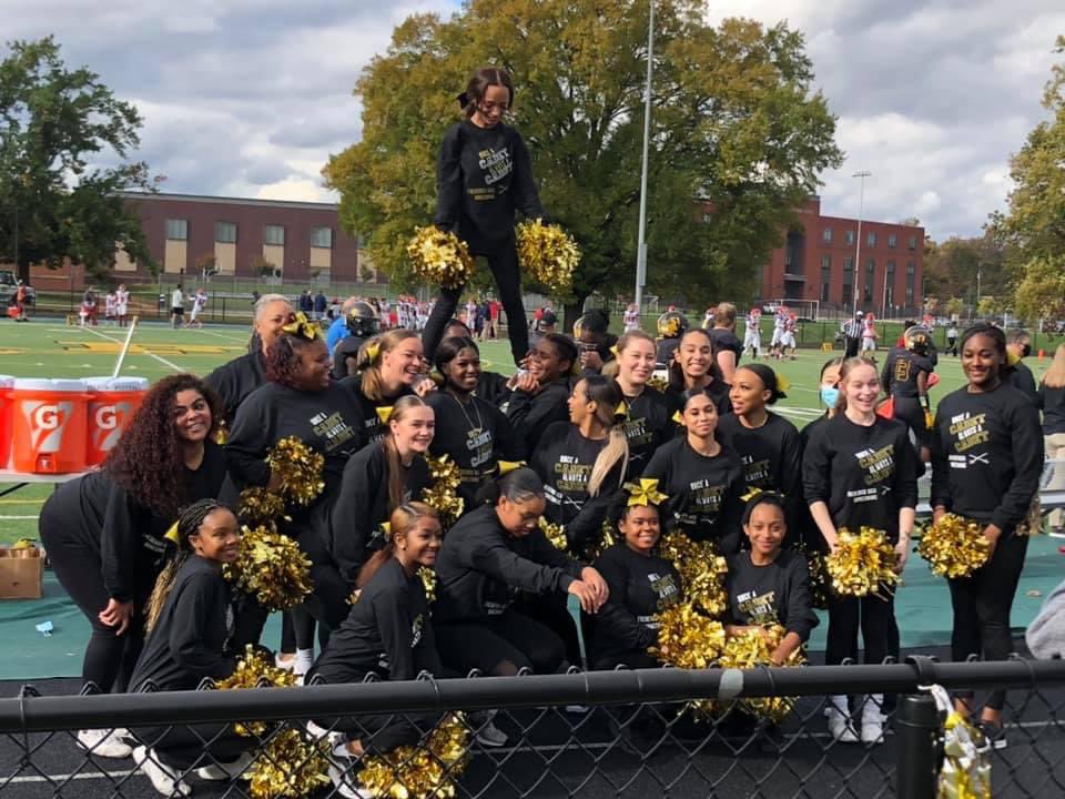 Thank you to all our alumni cheerleaders who came back today to once again support the 🖤💛