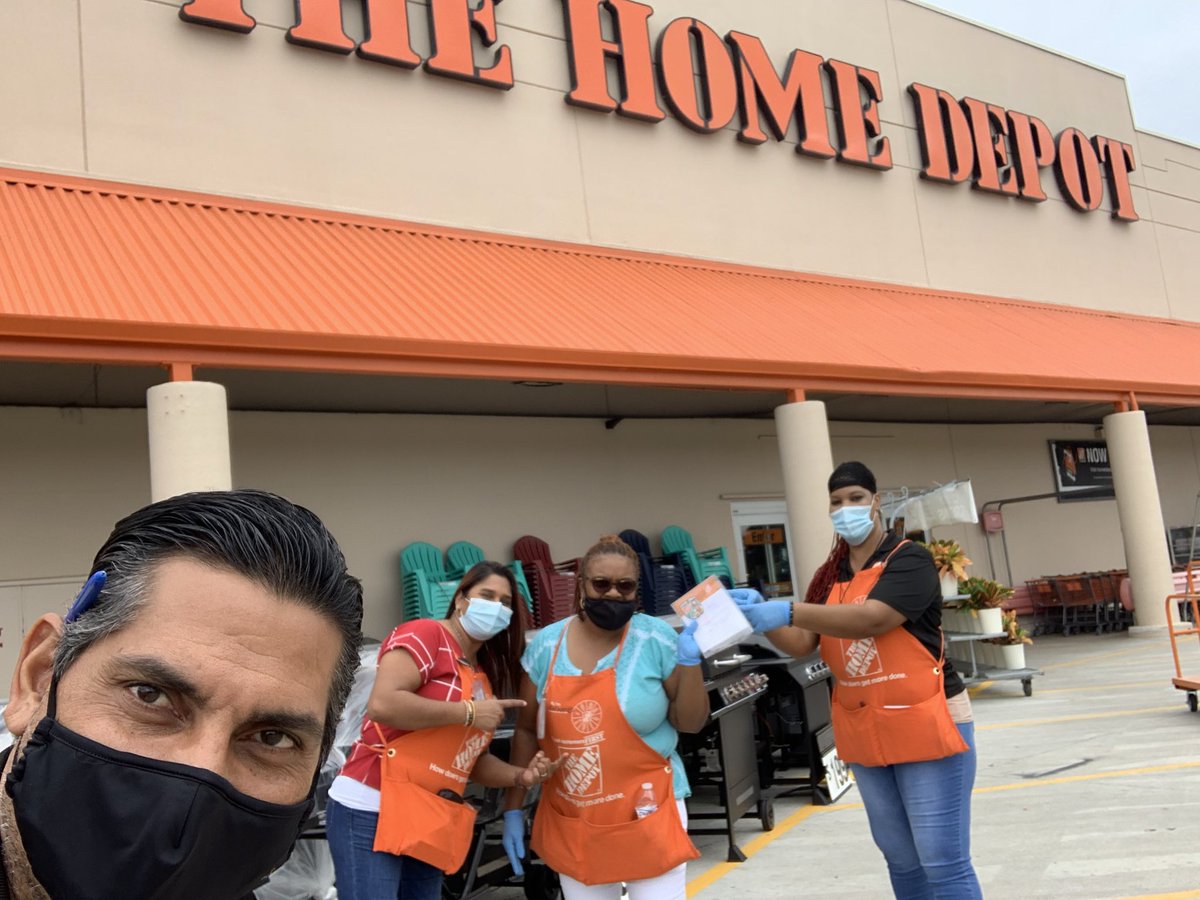 Mark, Simon and ….  Nathanie, Congratulation on your well deserved recognition.  Always taking care of customers. They GET it. <a href="/District266/">District 266</a> <a href="/NargisRamasami/">Nargis Ramasami</a> <a href="/Tayonewelsh/">Tayone Welsh</a> <a href="/NareemaASM/">Nareema Montenegro</a>