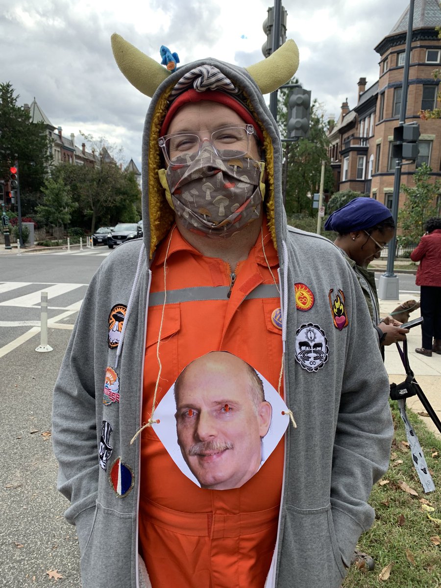 Here one of our favorite (and successful) activists is trying to channel some ethics into and remind ⁦<a href="/ChmnMendelson/">Phil Mendelson</a>⁩ of his own activist days. ⁦<a href="/McMillanPark/">Friends of McMillan</a>⁩ ⁦<a href="/aeidinger/">Adam Eidinger</a>⁩ ⁦<a href="/SaveMcMillan/">S.M.A.C. DC</a>⁩