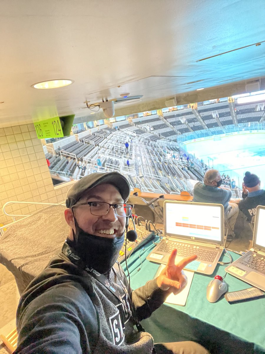 SJHockeyDJ's tweet photo. In the booth for tonight’s #tanktunes game between @SanJoseSharks and @WinnepegJets1 ! Should be fun! #letsgosharks #gosharksgo #SJSharks #soundinmotion https://t.co/8dfHVlCnCo