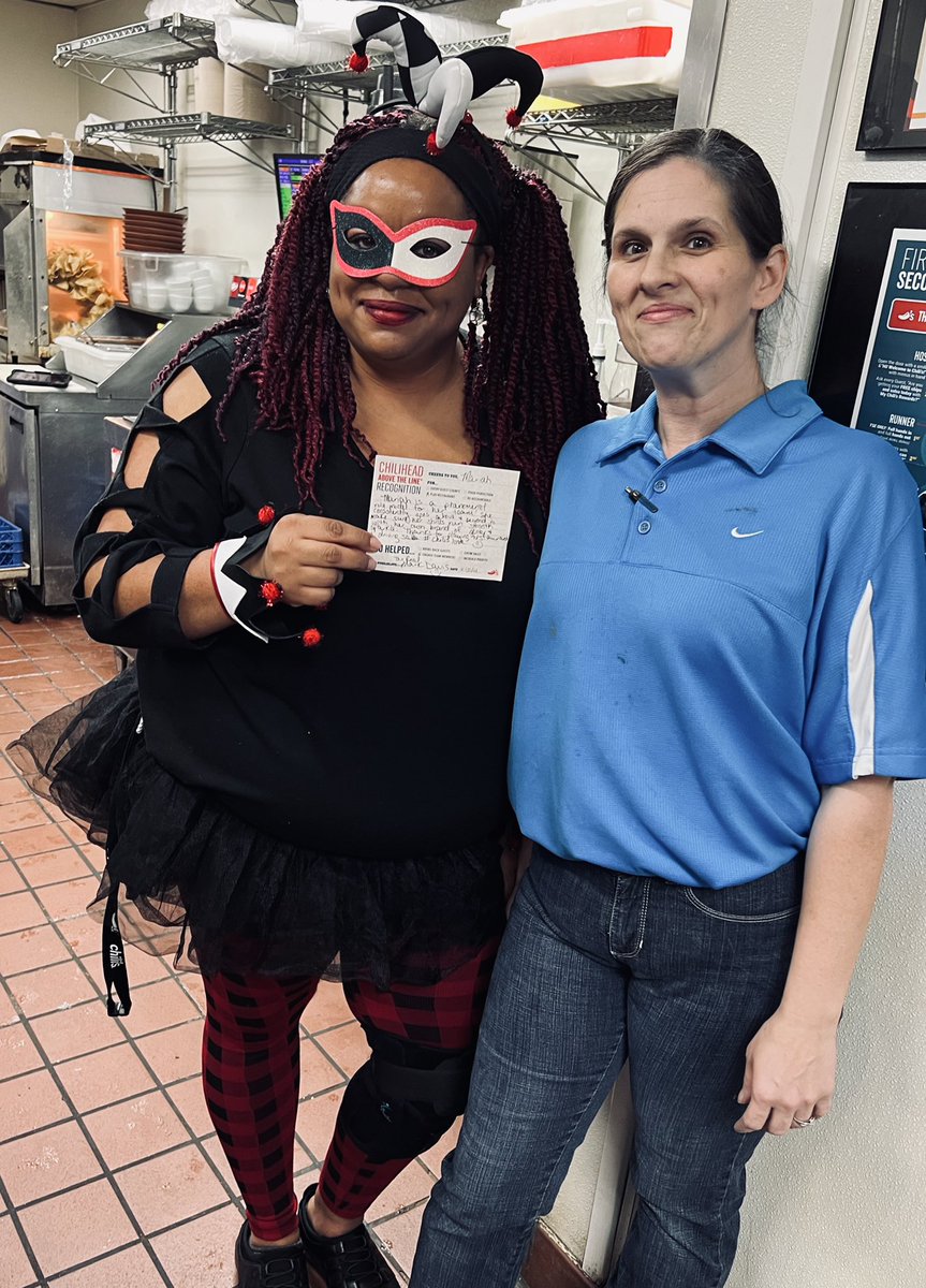 culinarymama2's tweet photo. Wendy ended her shift with a “Mark Davis” ATL!!! Winning! She made the entire day‼️🌶🌻#chilisfun #impact @PepPowMark @PepPrinceton @CaraLiebman @AA_M_WHITE https://t.co/PbdeDAR6gO