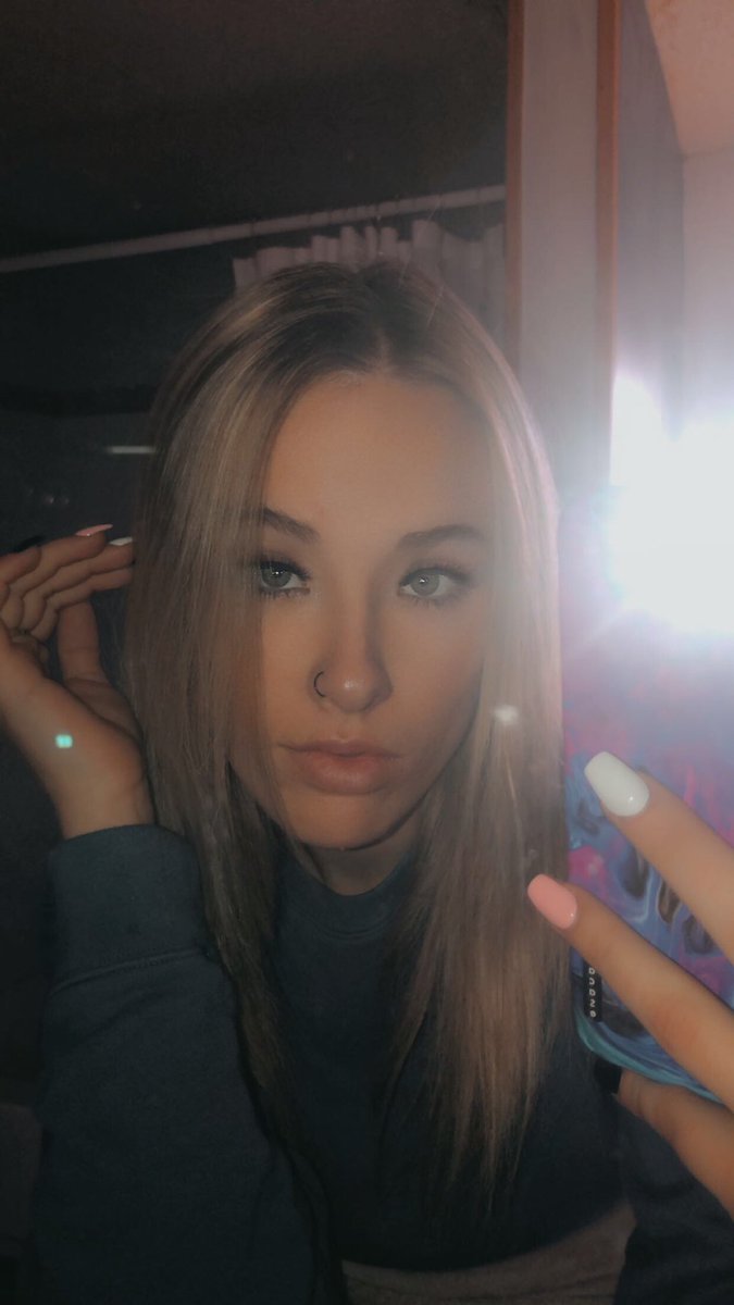haileyberg02's tweet photo. urz truly https://t.co/1b6qytlsm8