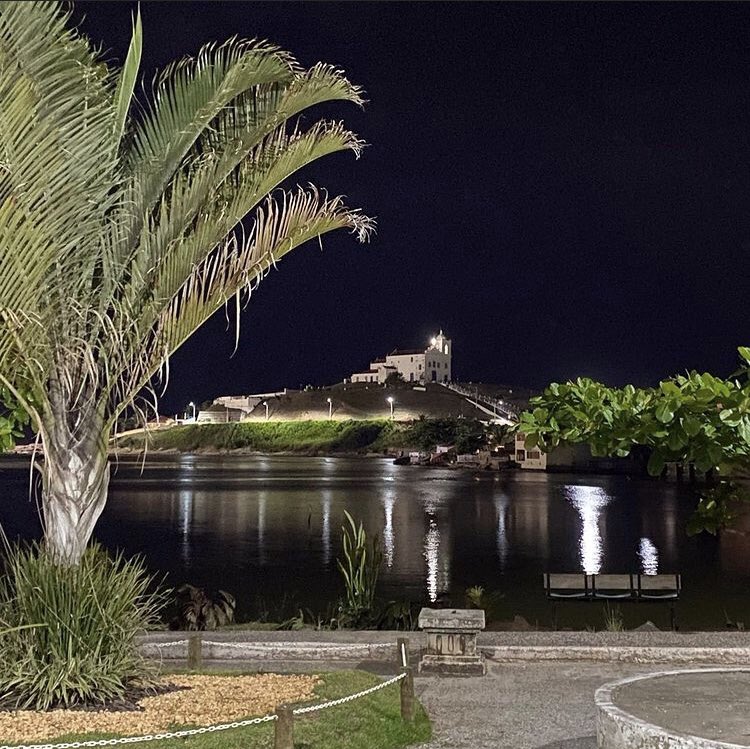 lugar de ser feliz e amar… tweet media