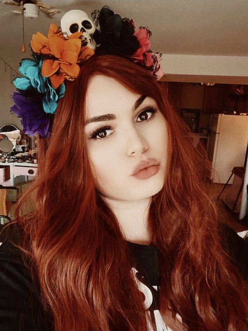 🥀🖤💀🍂 #halloween2021 https://t.co/npXbRwYFmF<a href="/tag/halloween2021"class="tags">#halloween2021</a>