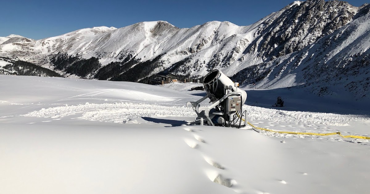 Arapahoe_Basin's tweet photo. Upper Mountain Snowmaking https://t.co/4b3DM3wlp5 https://t.co/GBUvPiomG1
