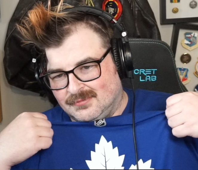 BTed72's tweet photo. We are are close to our $25K goal JUST with stream donations! Our 34-hour Stream & Fundraiser Rolls on with @Talkto_MeGoose! He cut His Hair and Beard all to support the USO playing @worldoftanks. @CocaCola will match funds raised, up to $40,000! #TeamUSO #RaiseShellUSO https://t.co/IuC3wZlJFP