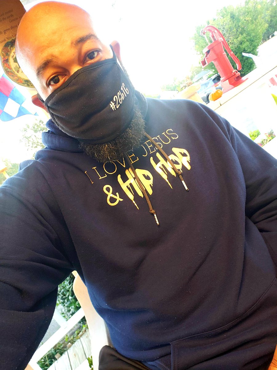 iampgrant's tweet photo. Hoodie szn....Salute to my @OrganicSoul910 Brother Bruise for the merch. #2GbTG #BeTheException #ILoveJesusandHipHop #OrganicSoul #GraceWins 🙌🏽 https://t.co/otWHOVXl9h