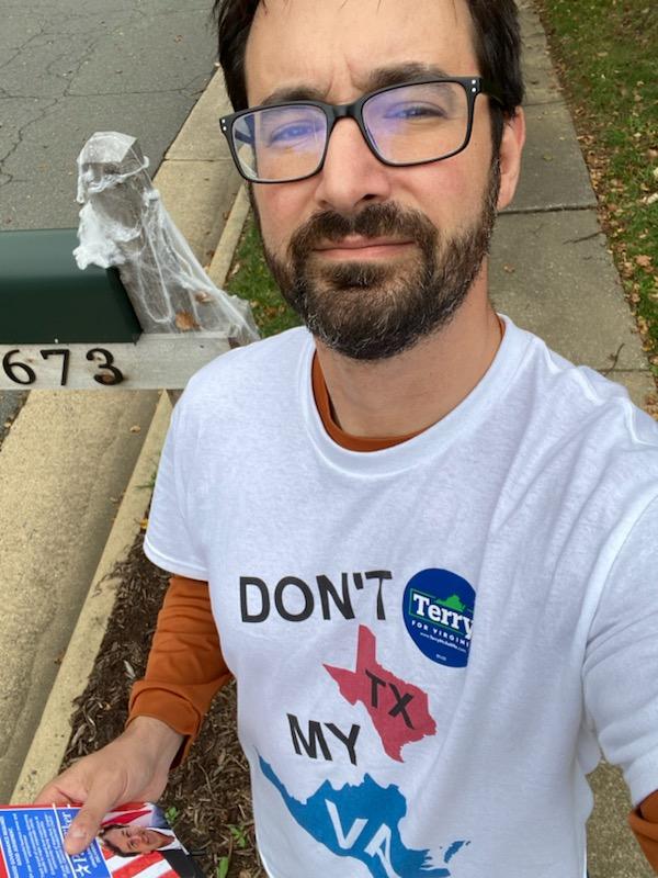 No better time than GOTV! A big thanks to our volunteers and my good friend, @PRandallcares, for coming out to help us flip the 33rd! #TimeForAChange