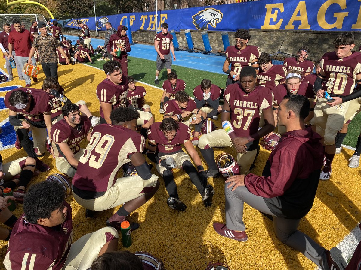 Lions 🦁roared 35-6 victory v host St. Peter’s🦅

rushing attack was lead by Messiah Burch’s 4 TD runs. With the win the Lions secure a home AAA playoff game at home in Coach Dennis Barrett Stadium. 
Go Lions!!!

Farrell is the only Staten Island team to make the AAA division 🦁
