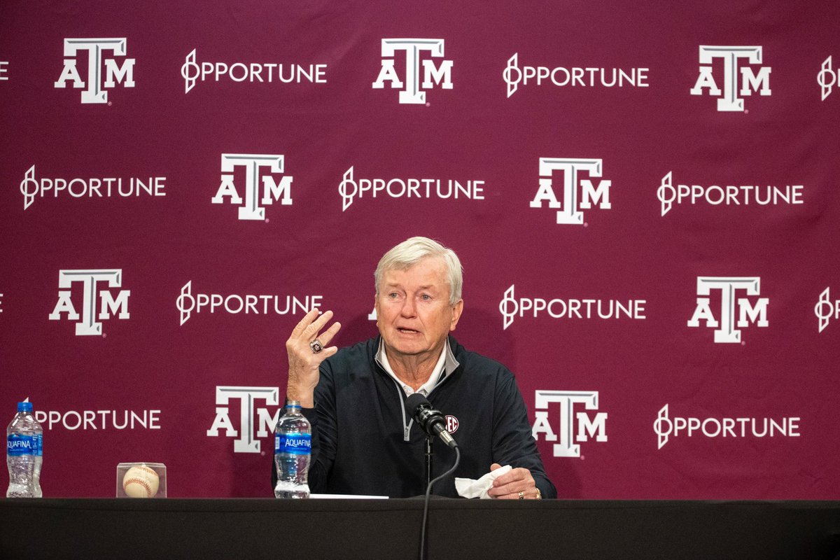 AggieWBB's tweet photo. All the feels today 🥲

Check out the gallery 📸⬇️
https://t.co/dHafmmp9j6

#GigEm https://t.co/uNxxvW183b