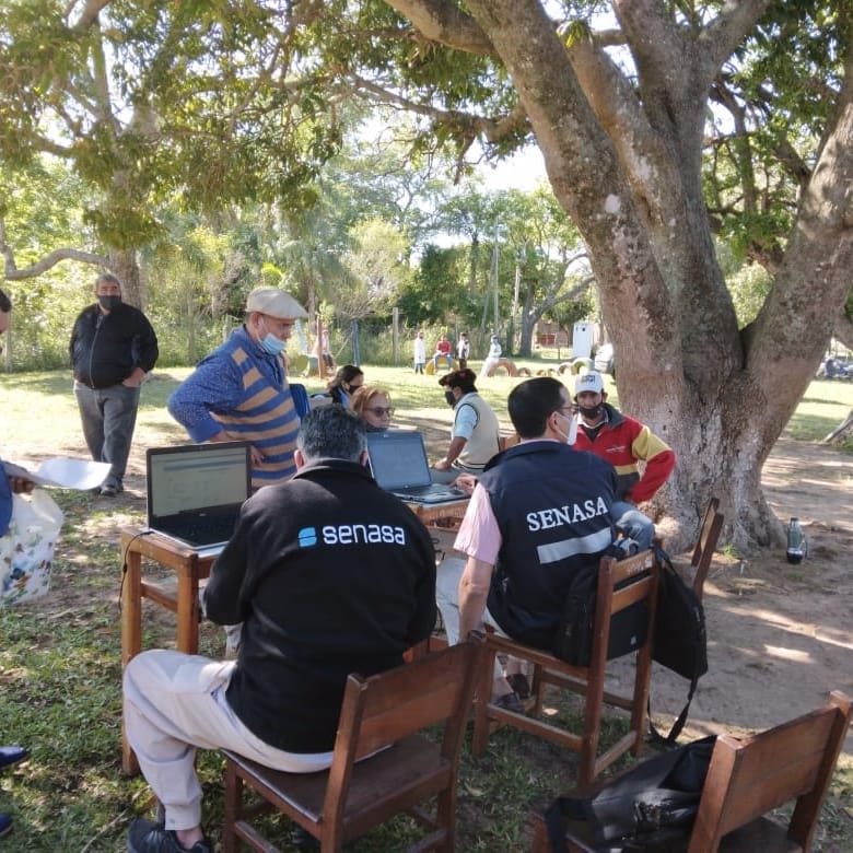 CarlosJ66476213's tweet photo. Esto es 100x100 #Senasa #CorMis #Sanidad #Animal . Gran equipo gente. Se hace grande a nuestra Argentina . https://t.co/9tlHAINTlN