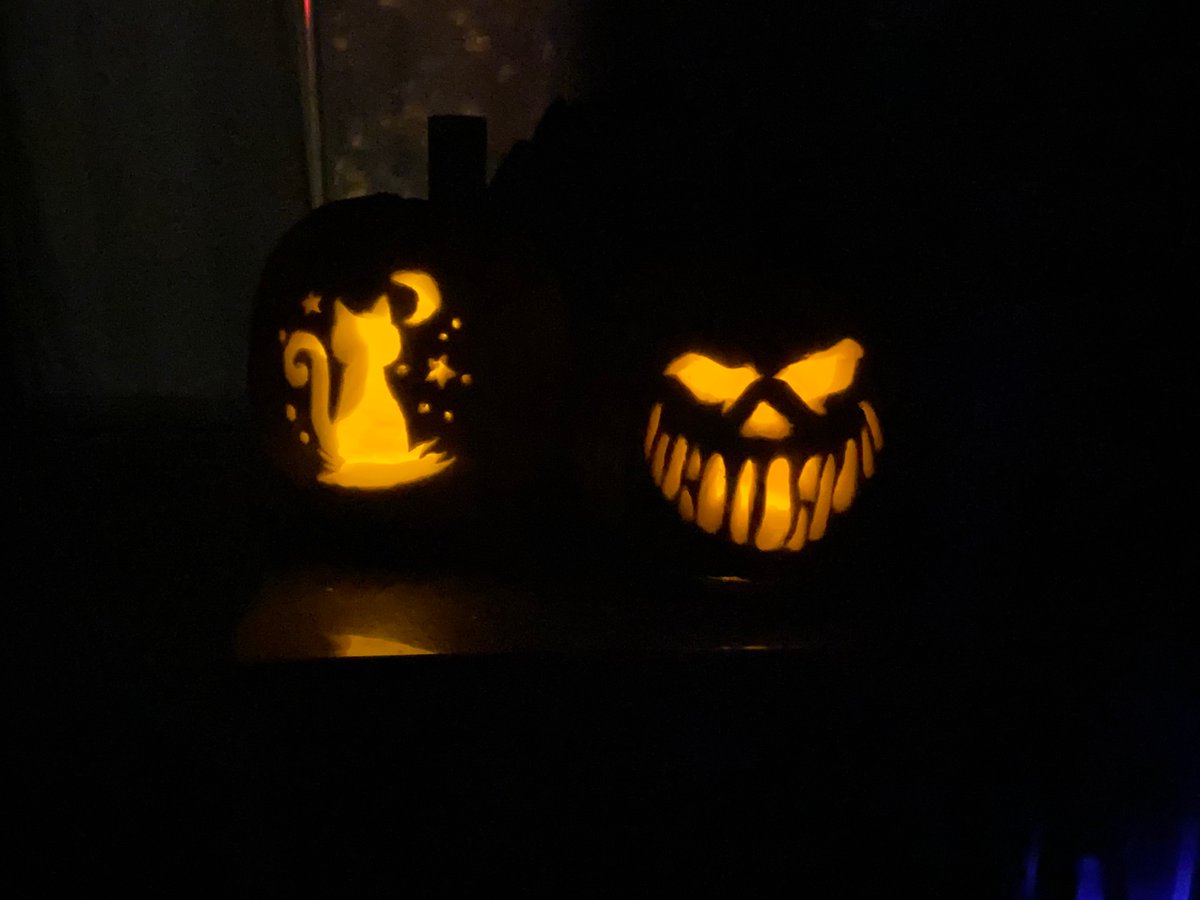 Andrew_DeLuca07's tweet photo. Guess which pumpkin is mine and which one is Christine’s. https://t.co/3JPUfWBOAE