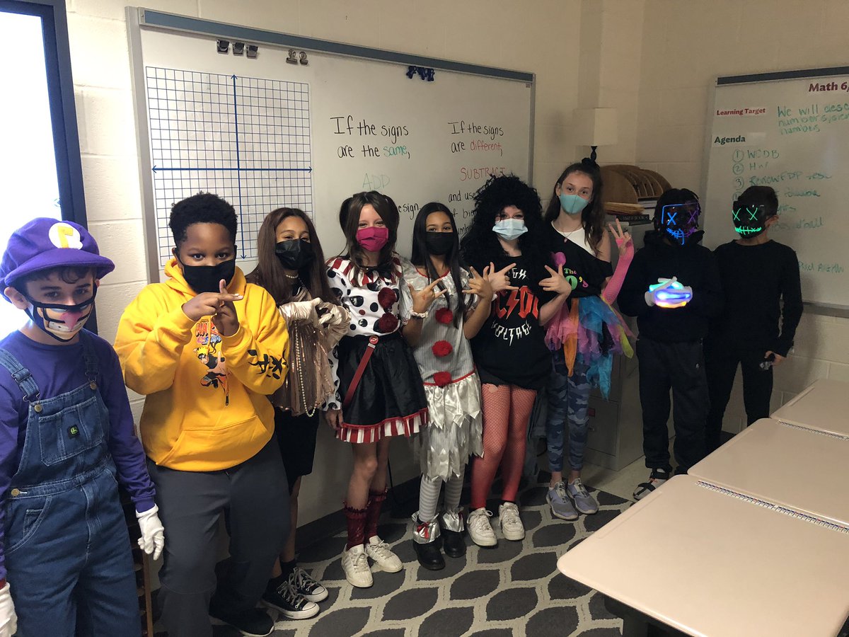 Halloween costumes for spirit week <a href="/JML_MS_Official/">JM Lunsford MS</a> #advisory #6thblock #spiritweek