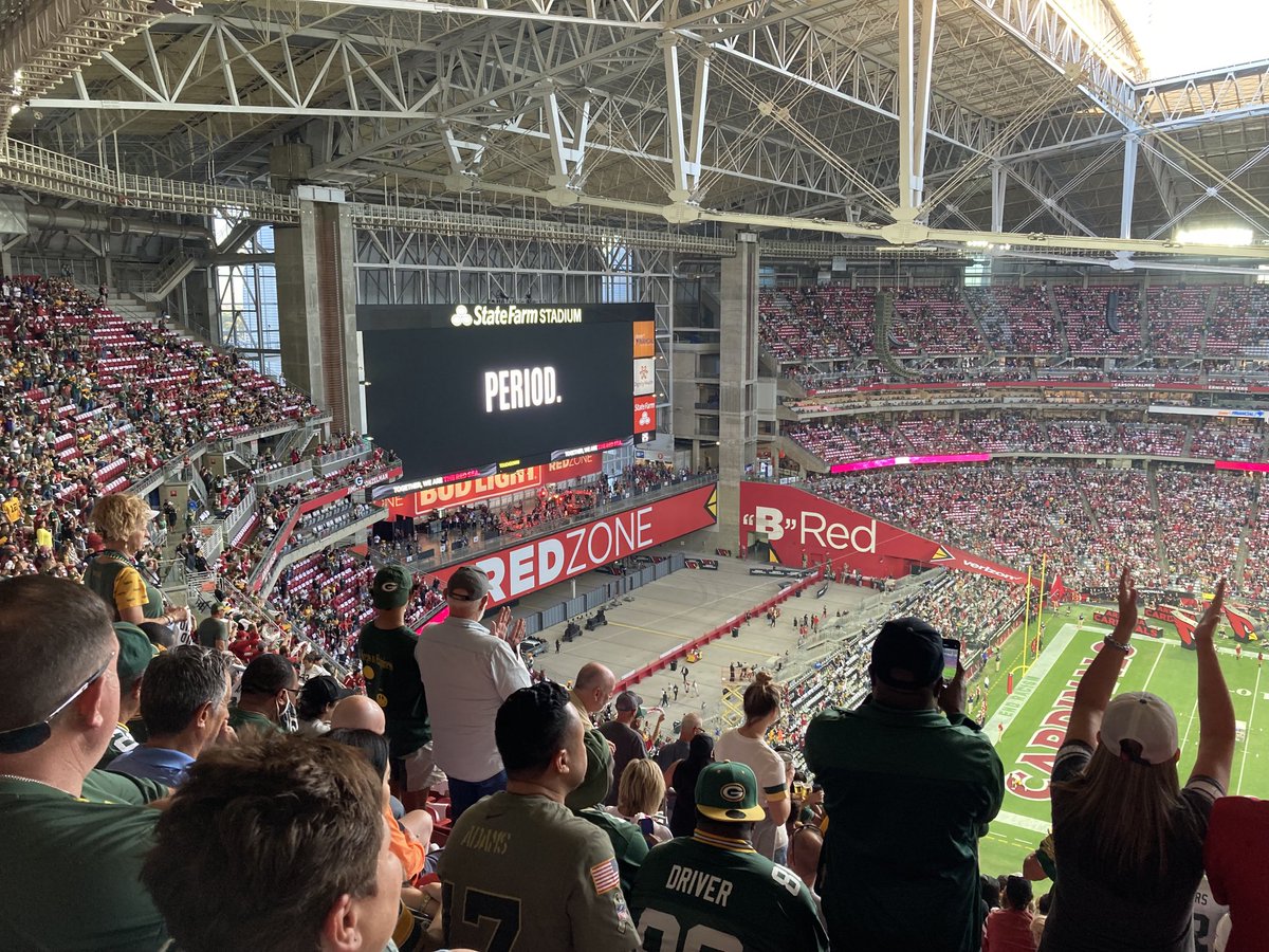 RevShevWLC's tweet photo. State Farm Stadium is solid! #roofisopen #asmuchasitcanbe #girlsinluxurybox #Cardsfans60to40 https://t.co/hnlaOLshu8