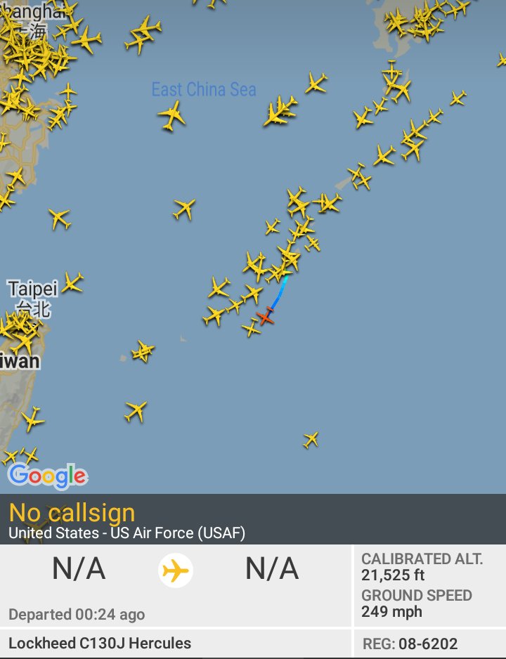 Oceanworldfree's tweet photo. 🇺🇲USAF 11-3016 #AE68B5
🇺🇲USAF 08-6202 #AE29CF
#MiyakoStrait
Dornier C-146A Wolfhound
Lockheed Martin MC-130J Commando II https://t.co/7zcBxJEfbZ