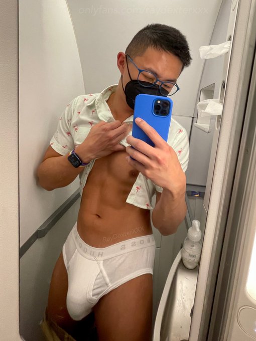 My bulge caused turbulence on this flight 〰✈️〰 https://t.co/Rf6jDHbrLt https://t.co/KVcbcD6pj6<a href="/tag/pride"class="tags"><span>#pride</span></a><a href="/tag/pride2021"class="tags"><span>#pride2021</span></a>