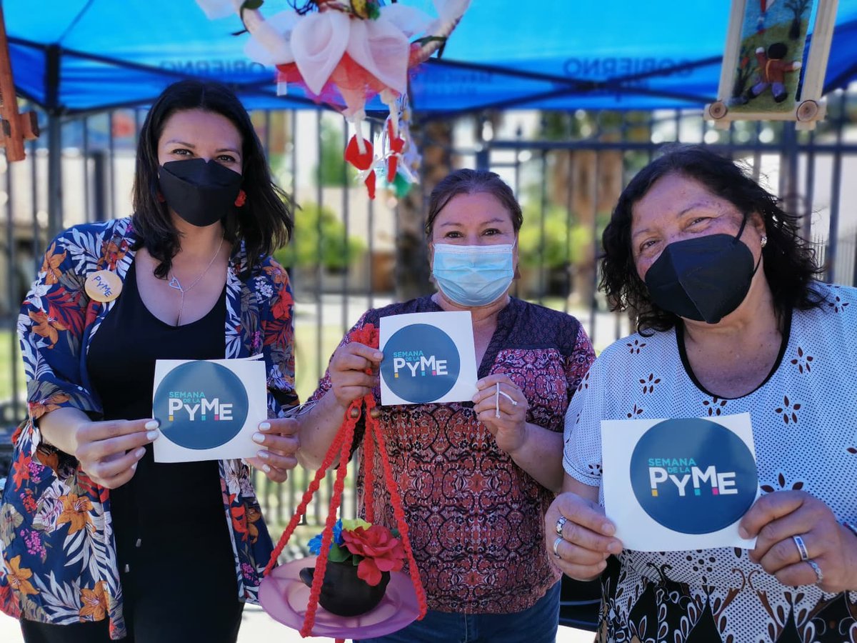 Economia_RM's tweet photo. Porque esta #semanadelapyme no para 💪🏼💥 Seguimos celebrando a nuestros emprendedores, está vez desde una feria en la comuna de #PuenteAlto.
 
¡Muchas felicitaciones a todos y gracias por seguir motivando a más personas a recorrer el camino del emprendimiento! https://t.co/fVdyMEEdjf