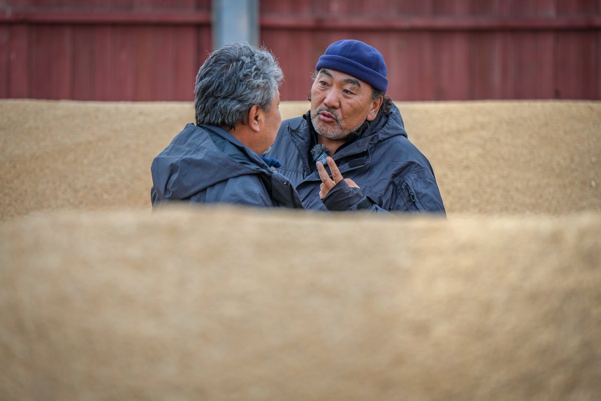 Мах, талх, ногоотой байхад хэн баян Монгол баян Монгол хүн онд эсэн мэнд орно! О.Л. Цандэлэг