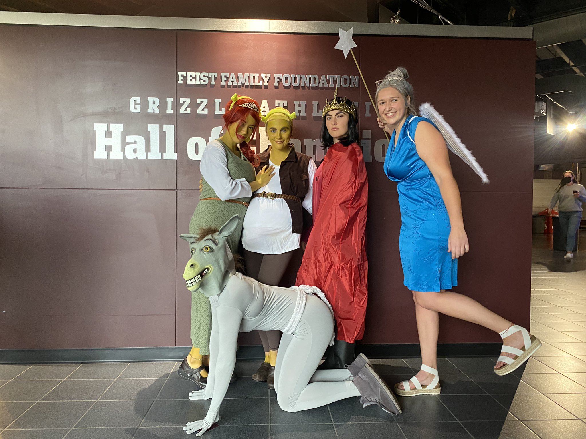 Montana Griz SB on X: "Juniors as Shrek, Fiona, Lord Farquad, Fairy Godmother, and Donkey https://t.co/Gij9F8f4bF" / X