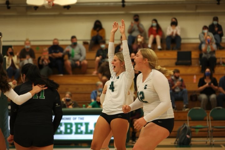 RebelCasts's tweet photo. Varsity Volleyball: SWEEEEEEP! Your Rebels sweep Jefferson to conclude the regular season 6-7 in best-of-five matches. Next Monday the MPSSAA will release playoff brackets with region quarterfinals scheduled to kickoff that Thursday. https://t.co/y5etekykKh