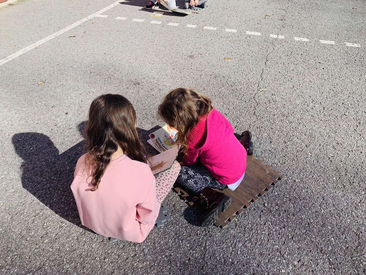Today a reader, tomorrow a leader. We had a great time with our reading buddies!♥️ #tldsb