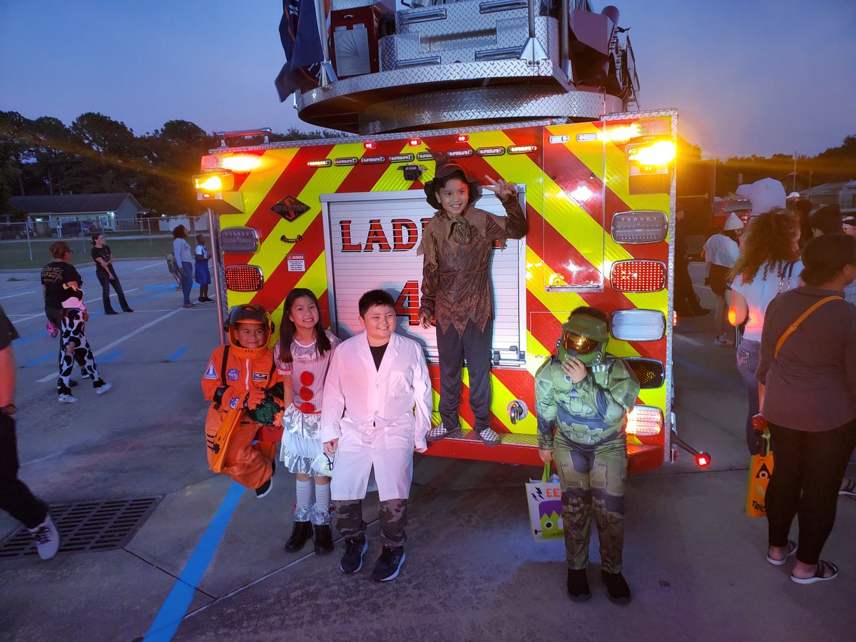 MaydeCreek Wrestling tweet media