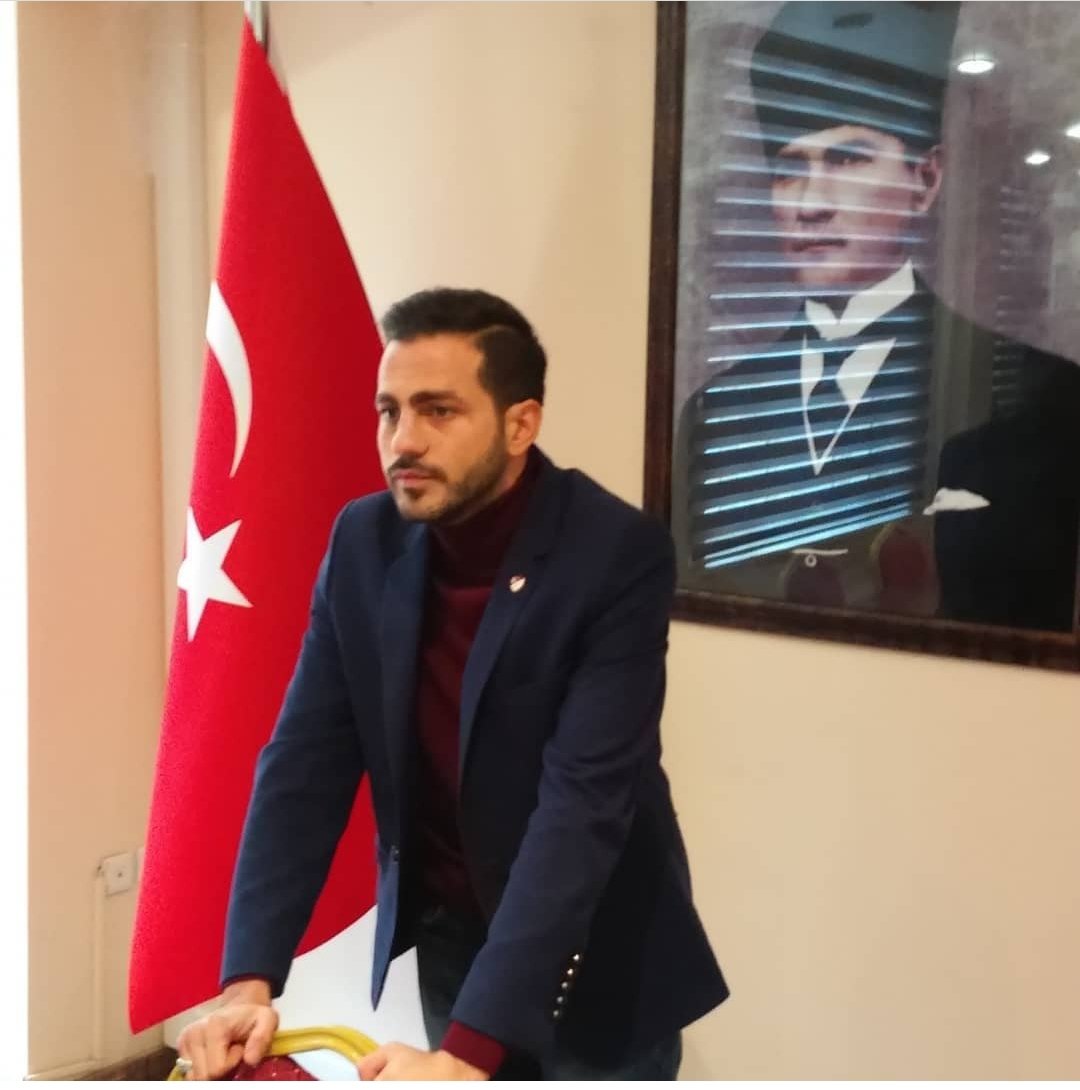 bilgehanatesogl's tweet photo. Cumhuriyetle yaş almak, çocuklarımızı Cumhuriyetle büyütmek dileğiyle...
98. Yılın kutlu olsun Türkiyem
Ömrün ebedi olsun Cumhuriyet
#29EkimCumhiyetBayramımızKutluOlsun https://t.co/izlZfuoErS