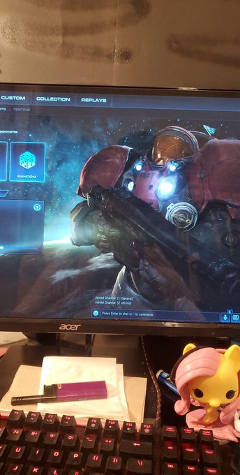 Does anyone play starcraft????!?! https://t.co/nizDmzBGeA