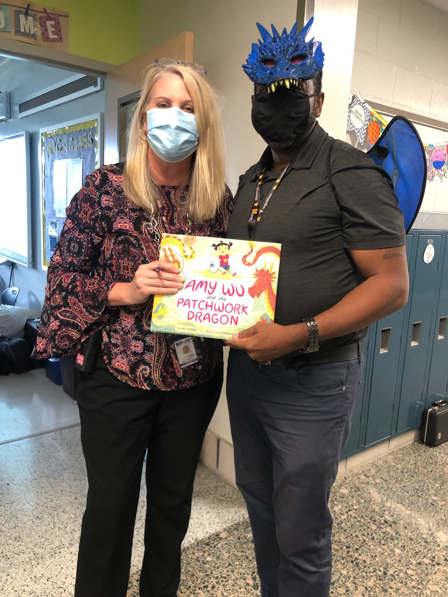 Read for the Record at George Cromwell! <a href="/Jumpstartkids/">Jumpstart</a> <a href="/AACoLitChapter/">AACoLitChapter</a>