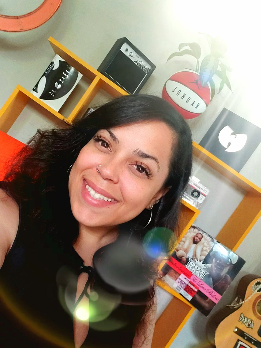 Pressure bursts pipes

or makes Diamonds 💎

and Bisssssshhhh, I refuse NOT to shine!

#ShineBright