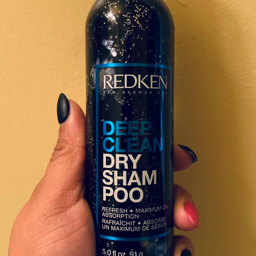 bbgirlivanvan's tweet photo. So many people had very good things to say about this dry shampoo. My first try was ver eventful and not is a good way. Then I used it correctly. #RedkenDryShampoo #contest #complimentary @Redken5thAve @Influenster https://t.co/5qgx6KLFw7