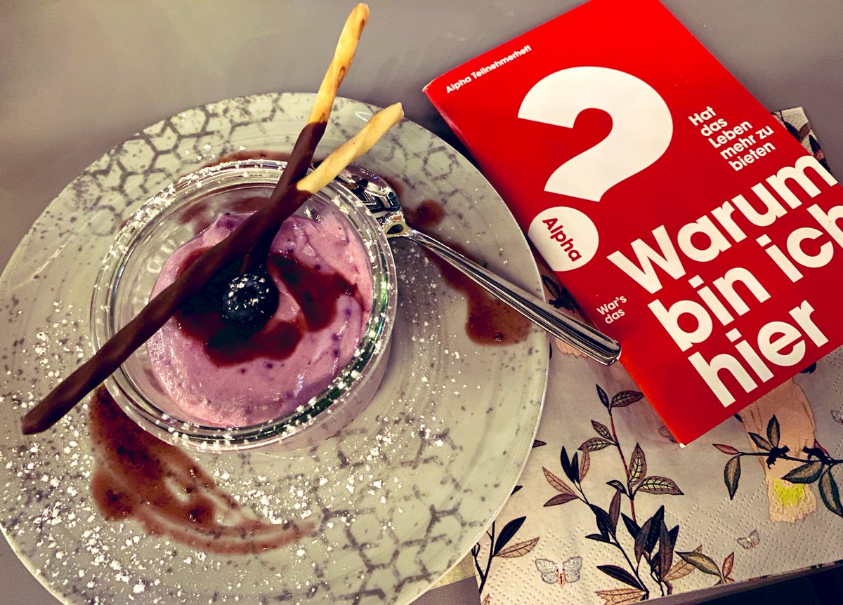 Teresa_ohne_h's tweet photo. Warum bin ich hier?
Definitiv auch wegen des Desserts 😋
#alphakurs https://t.co/bwgTJkVFTU