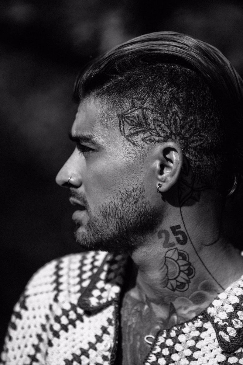 WayneBarryBaby's tweet photo. No i am not expecting his partner to defend him. But I won't even throw hate on her. I am here for Zayn, my energy will be focused on him and his music. 

#ZaynMalik https://t.co/3x0lSSgWpD