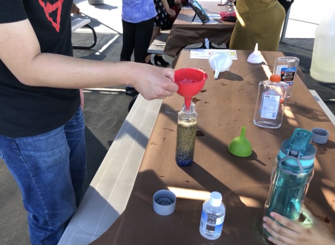 rha_wvusd's tweet image. It’s Red Ribbon week and RHA &amp;amp; HARTT students made #calmingjars as a healthy way to relieve stress. #RHAtoday #ReconnectRestoreReimagine
