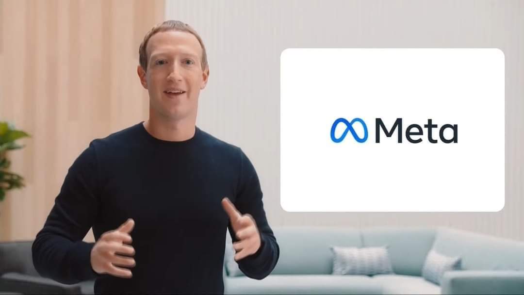 Noti_Droid's tweet photo. FACEBOOK SE LLAMARÁ META

🚨 #ÚLTIMAHORA |
Mark Zuckerberg anuncia que el nuevo nombre del conglomerado que agrupa Facebook, Instagram, WhatsApp y Oculus será #Meta, con la misma misión: “Conectar a la gente”. https://t.co/6nyGpC9Rrh