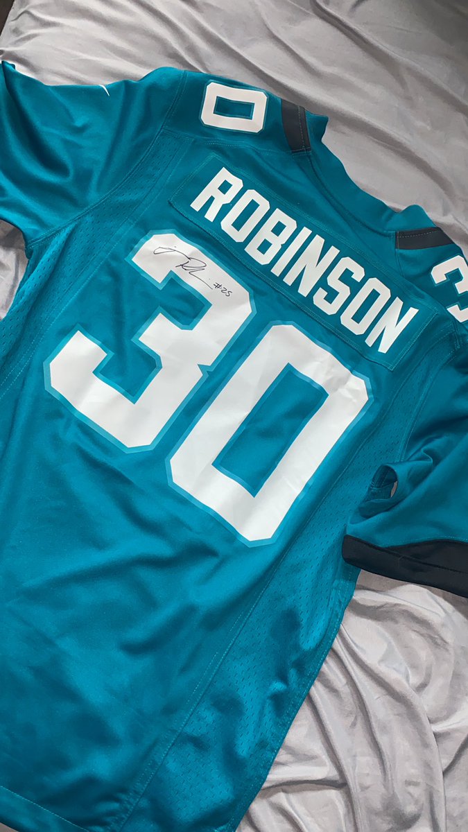 Best running back in the league came thru <a href="/Robinson_jamess/">James Robinson</a> <a href="/JaguarsPR/">JaguarsPR</a>
